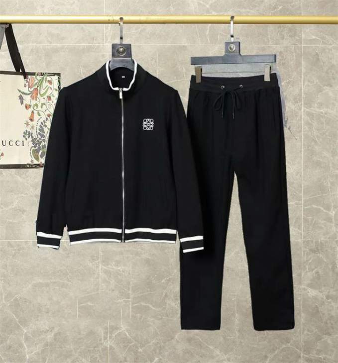 Picture of Loewe Sweater Suits _SKULoeweM-3XL12yn0940608